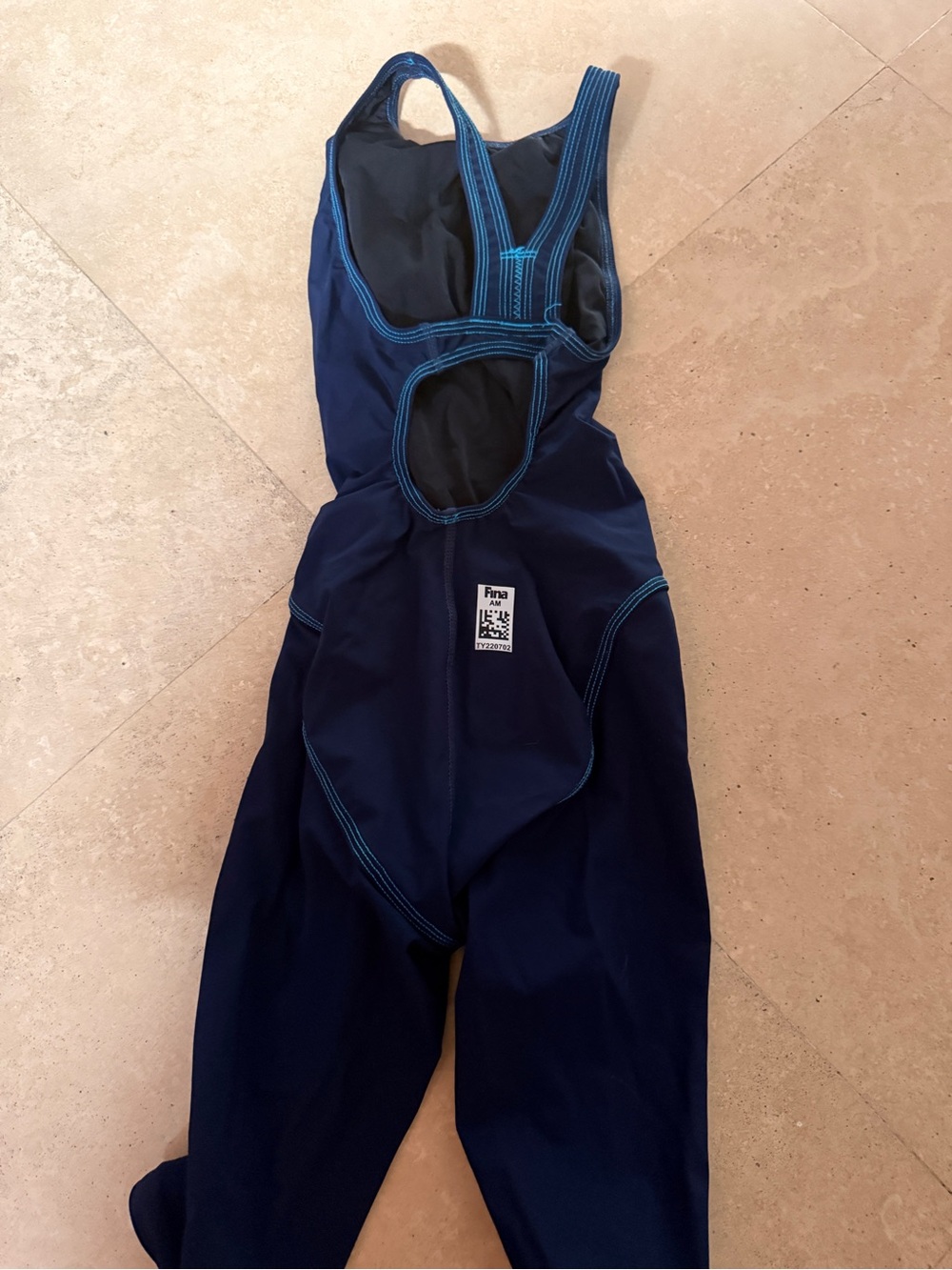 TYR tech suit - Picture 2 of 2